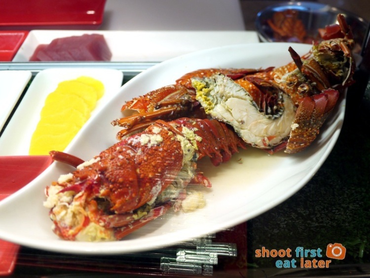 Marco Polo Hotel Ortigas Cucina Restuarant Buffet- rock lobster